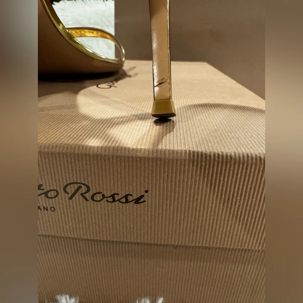 Gianvito Rossi Metallic Gold Heels - Picture 16 of 16